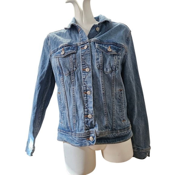 Hand Painted Highland Cow With A Butterfly. On Denim Jean Jacket. - Picture 4 of 5